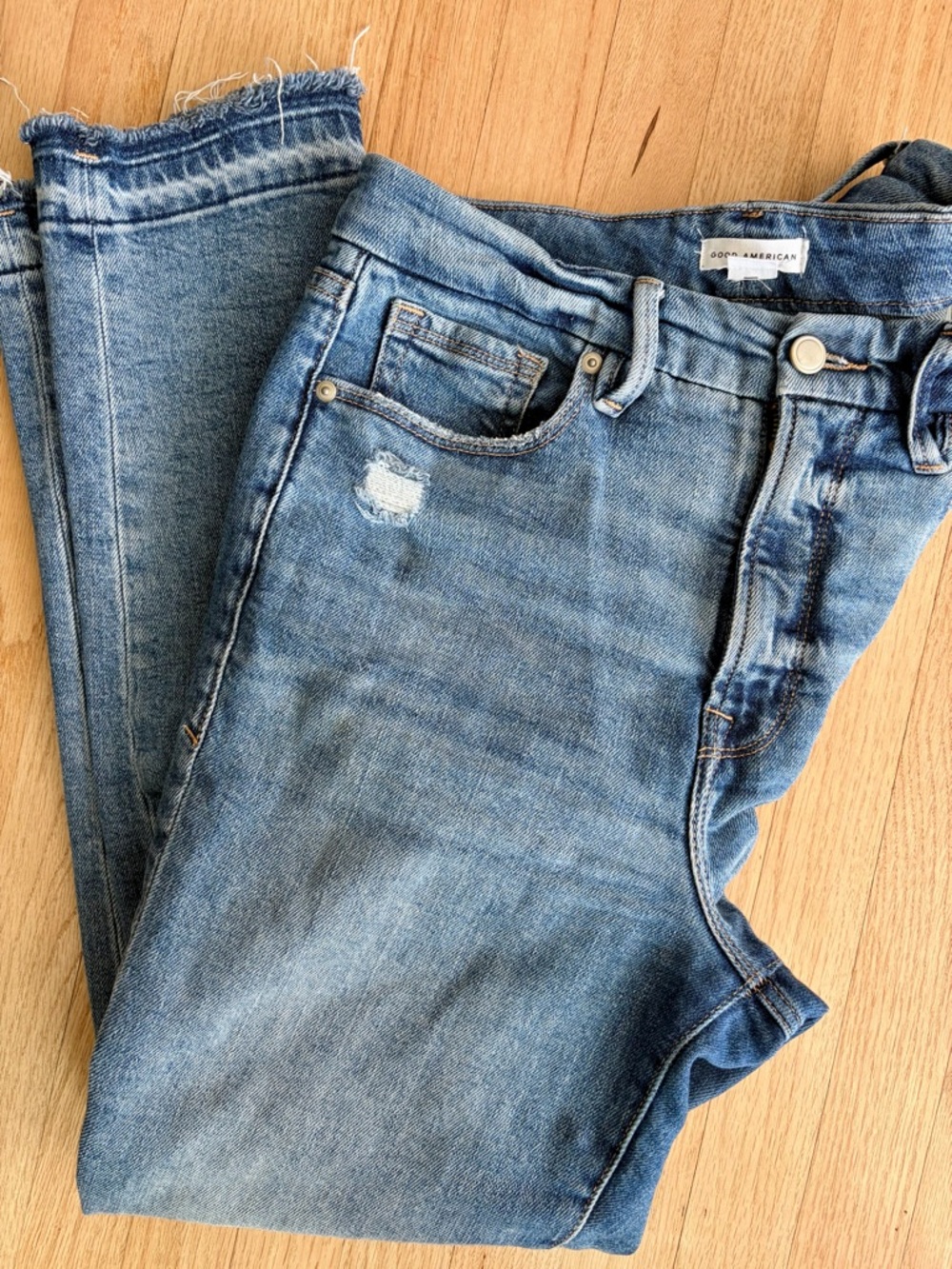 Good American Women's Distressed Skinny Jeans in Blue